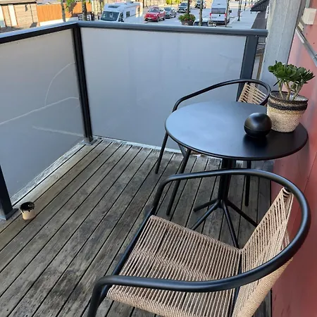 Appartement In The Middle Of The Fair - Large Modern Apartment! *